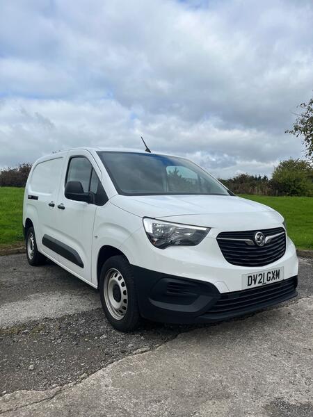 VAUXHALL COMBO 1.5 Turbo D 2300 Dynamic